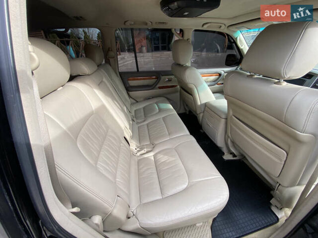 Черный Лексус ЛХ, объемом двигателя 4.7 л и пробегом 187 тыс. км за 13300 $, фото 25 на Automoto.ua