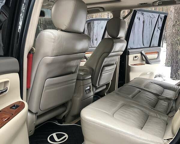 Черный Лексус ЛХ, объемом двигателя 4.7 л и пробегом 373 тыс. км за 15000 $, фото 7 на Automoto.ua