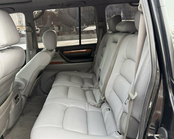 Черный Лексус ЛХ, объемом двигателя 4.7 л и пробегом 290 тыс. км за 11799 $, фото 67 на Automoto.ua