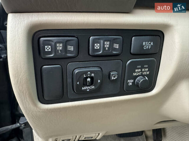 Чорний Лексус ЛХ, об'ємом двигуна 4.7 л та пробігом 330 тис. км за 13000 $, фото 17 на Automoto.ua