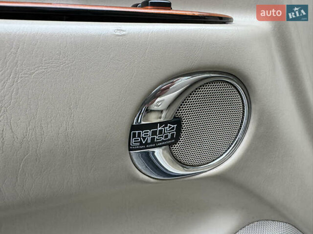 Чорний Лексус ЛХ, об'ємом двигуна 4.7 л та пробігом 330 тис. км за 13000 $, фото 18 на Automoto.ua