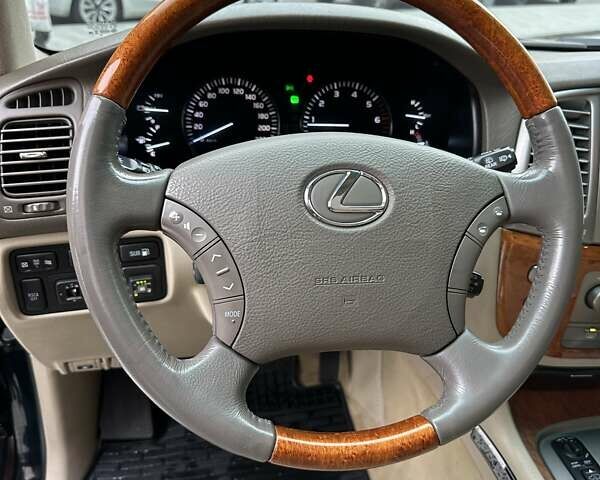 Черный Лексус ЛХ, объемом двигателя 4.66 л и пробегом 192 тыс. км за 23500 $, фото 40 на Automoto.ua