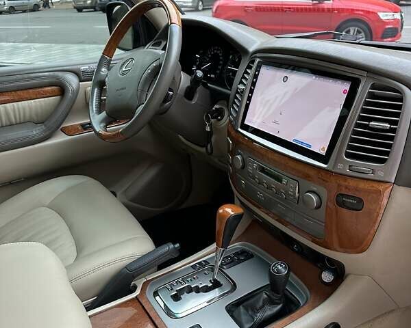Черный Лексус ЛХ, объемом двигателя 4.66 л и пробегом 192 тыс. км за 23500 $, фото 38 на Automoto.ua