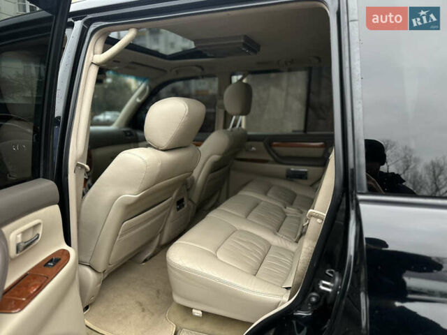 Черный Лексус ЛХ, объемом двигателя 4.66 л и пробегом 286 тыс. км за 13799 $, фото 14 на Automoto.ua
