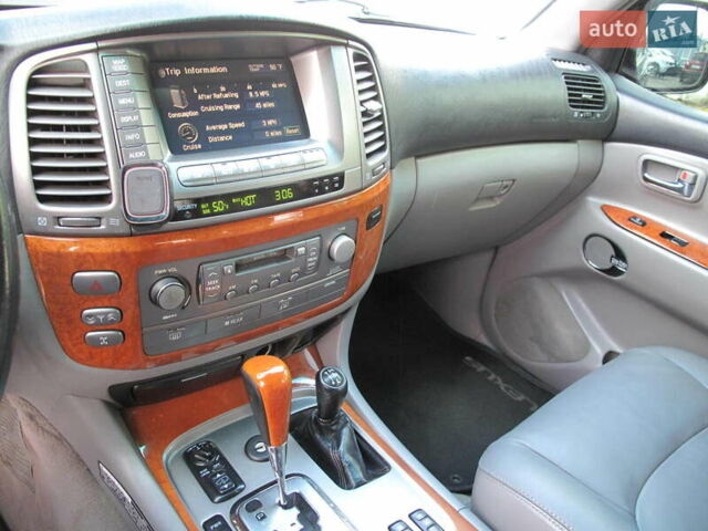 Чорний Лексус ЛХ, об'ємом двигуна 4.66 л та пробігом 303 тис. км за 13800 $, фото 79 на Automoto.ua