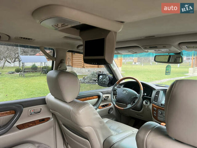 Черный Лексус ЛХ, объемом двигателя 4.66 л и пробегом 260 тыс. км за 13500 $, фото 7 на Automoto.ua