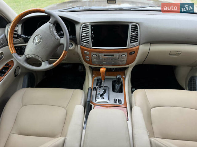 Чорний Лексус ЛХ, об'ємом двигуна 4.7 л та пробігом 250 тис. км за 12900 $, фото 14 на Automoto.ua