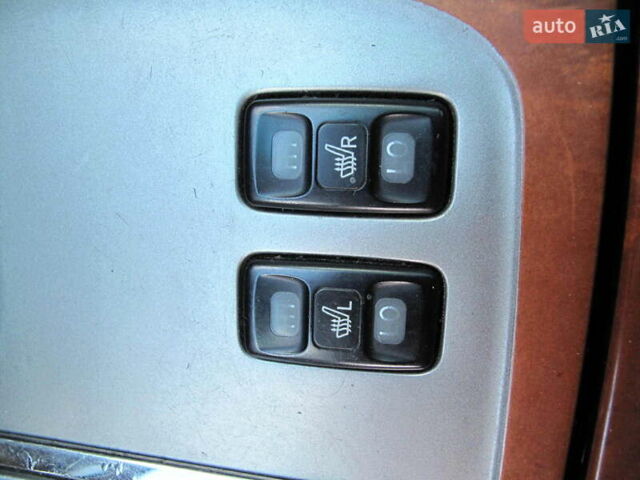 Чорний Лексус ЛХ, об'ємом двигуна 4.66 л та пробігом 303 тис. км за 13800 $, фото 76 на Automoto.ua