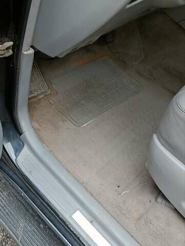 Черный Лексус ЛХ, объемом двигателя 4.7 л и пробегом 440 тыс. км за 10500 $, фото 7 на Automoto.ua