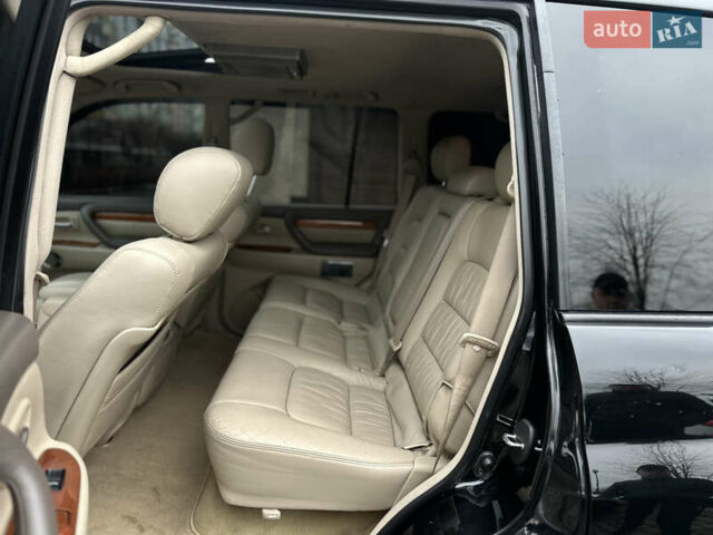 Черный Лексус ЛХ, объемом двигателя 4.66 л и пробегом 286 тыс. км за 13799 $, фото 15 на Automoto.ua
