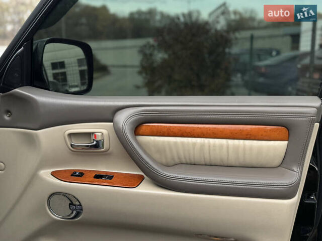 Чорний Лексус ЛХ, об'ємом двигуна 4.7 л та пробігом 250 тис. км за 12900 $, фото 16 на Automoto.ua