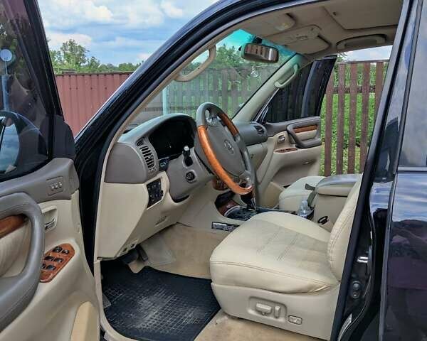 Лексус ЛХ 2004 в Киеве на Automoto.ua Черный Лексус ЛХ, объемом двигателя 4.7 л и пробегом 312 тыс. км за 15000 $, фото 5 на Automoto.ua