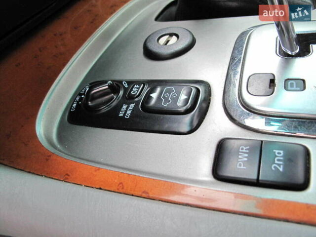 Чорний Лексус ЛХ, об'ємом двигуна 4.66 л та пробігом 303 тис. км за 13800 $, фото 82 на Automoto.ua