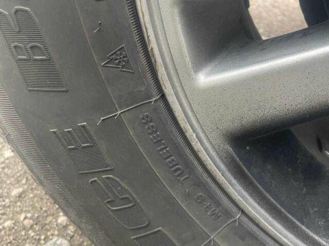 Чорний Лексус ЛХ, об'ємом двигуна 4.7 л та пробігом 282 тис. км за 14000 $, фото 8 на Automoto.ua