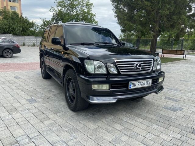 Черный Лексус ЛХ, объемом двигателя 4.7 л и пробегом 268 тыс. км за 14950 $, фото 7 на Automoto.ua