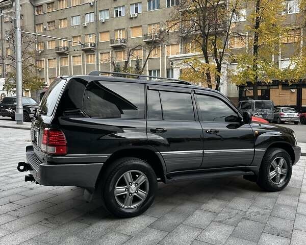 Черный Лексус ЛХ, объемом двигателя 4.66 л и пробегом 192 тыс. км за 23500 $, фото 6 на Automoto.ua