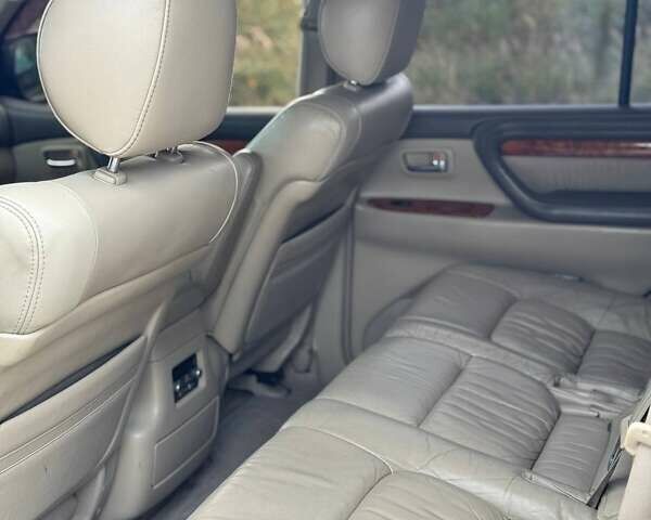 Чорний Лексус ЛХ, об'ємом двигуна 4.66 л та пробігом 288 тис. км за 13500 $, фото 19 на Automoto.ua