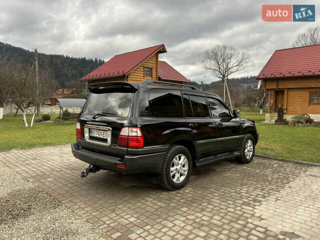 Черный Лексус ЛХ, объемом двигателя 4.66 л и пробегом 260 тыс. км за 13500 $, фото 2 на Automoto.ua