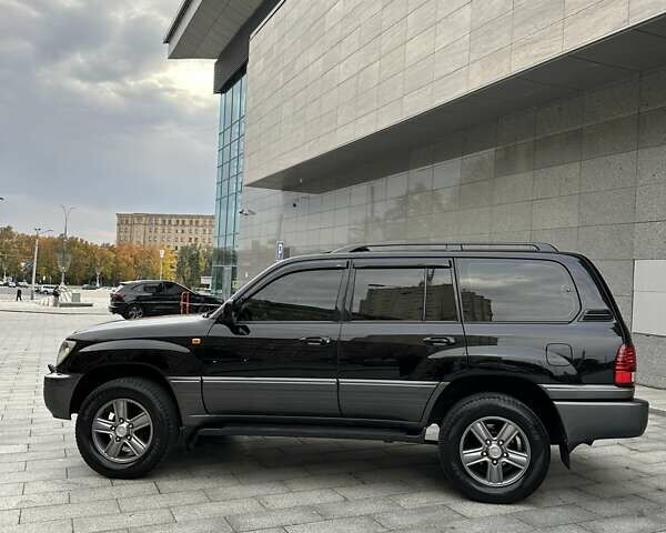 Черный Лексус ЛХ, объемом двигателя 4.66 л и пробегом 192 тыс. км за 23500 $, фото 13 на Automoto.ua