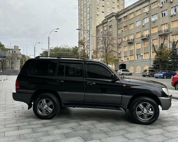 Черный Лексус ЛХ, объемом двигателя 4.66 л и пробегом 192 тыс. км за 23500 $, фото 7 на Automoto.ua