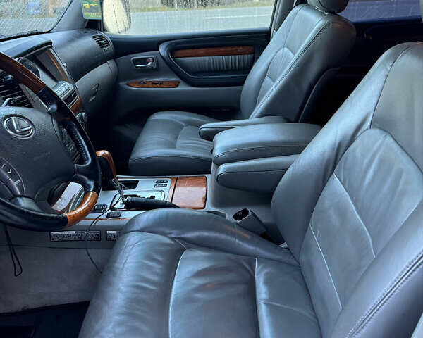 Чорний Лексус ЛХ, об'ємом двигуна 4.7 л та пробігом 300 тис. км за 14300 $, фото 19 на Automoto.ua