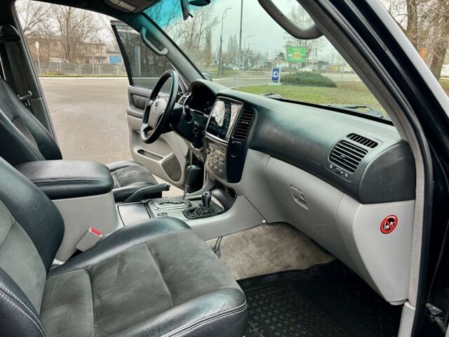 Чорний Лексус ЛХ, об'ємом двигуна 4.7 л та пробігом 290 тис. км за 11999 $, фото 18 на Automoto.ua