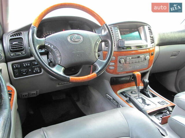 Чорний Лексус ЛХ, об'ємом двигуна 4.66 л та пробігом 303 тис. км за 13800 $, фото 26 на Automoto.ua