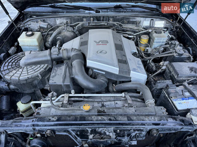 Чорний Лексус ЛХ, об'ємом двигуна 4.7 л та пробігом 300 тис. км за 14300 $, фото 22 на Automoto.ua