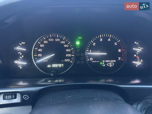 Чорний Лексус ЛХ, об'ємом двигуна 4.7 л та пробігом 300 тис. км за 14300 $, фото 28 на Automoto.ua