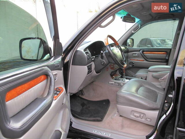 Чорний Лексус ЛХ, об'ємом двигуна 4.66 л та пробігом 303 тис. км за 13800 $, фото 9 на Automoto.ua