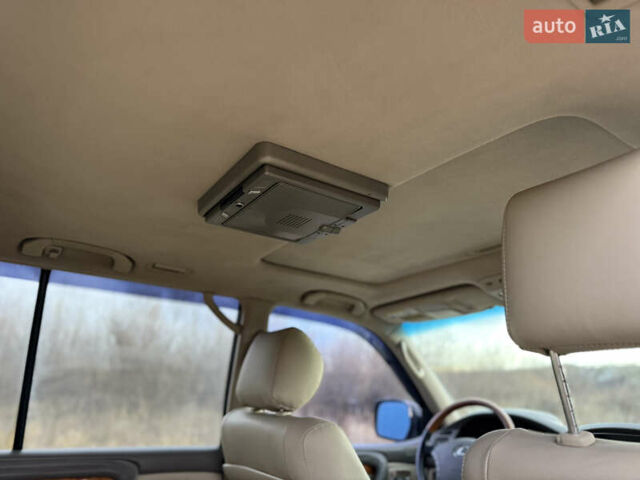 Черный Лексус ЛХ, объемом двигателя 4.7 л и пробегом 286 тыс. км за 13750 $, фото 18 на Automoto.ua