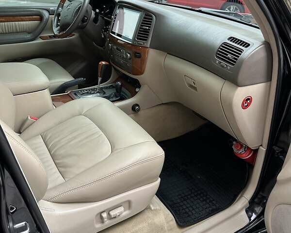 Черный Лексус ЛХ, объемом двигателя 4.66 л и пробегом 192 тыс. км за 23500 $, фото 34 на Automoto.ua