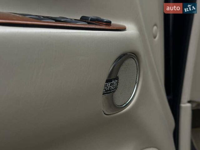 Черный Лексус ЛХ, объемом двигателя 4.7 л и пробегом 286 тыс. км за 13750 $, фото 12 на Automoto.ua