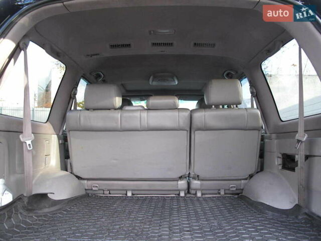 Чорний Лексус ЛХ, об'ємом двигуна 4.66 л та пробігом 303 тис. км за 13800 $, фото 41 на Automoto.ua