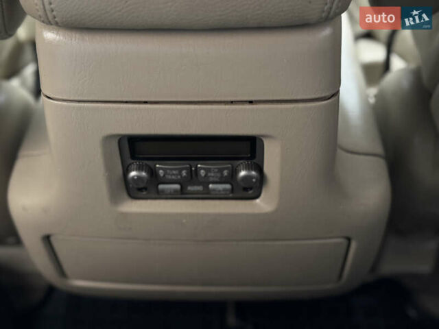 Чорний Лексус ЛХ, об'ємом двигуна 4.7 л та пробігом 250 тис. км за 12900 $, фото 23 на Automoto.ua