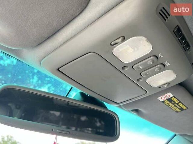 Черный Лексус ЛХ, объемом двигателя 4.7 л и пробегом 259 тыс. км за 17200 $, фото 20 на Automoto.ua