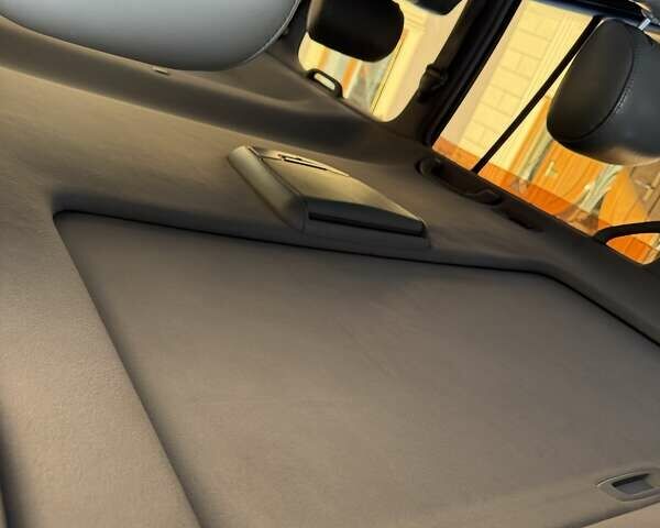 Черный Лексус ЛХ, объемом двигателя 4.66 л и пробегом 292 тыс. км за 12800 $, фото 12 на Automoto.ua