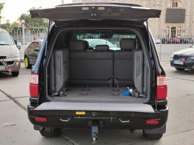 Черный Лексус ЛХ, объемом двигателя 4.7 л и пробегом 313 тыс. км за 13790 $, фото 42 на Automoto.ua