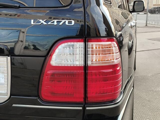 Черный Лексус ЛХ, объемом двигателя 4.7 л и пробегом 313 тыс. км за 13790 $, фото 7 на Automoto.ua