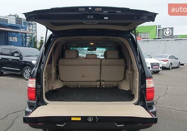 Черный Лексус ЛХ, объемом двигателя 4.66 л и пробегом 171 тыс. км за 12000 $, фото 17 на Automoto.ua