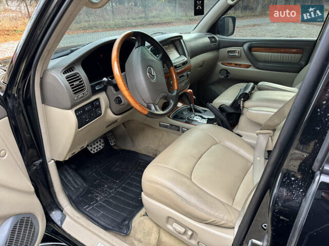 Черный Лексус ЛХ, объемом двигателя 4.7 л и пробегом 300 тыс. км за 14900 $, фото 14 на Automoto.ua