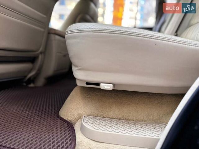 Лексус ЛХ 2005 у Івано-Франківську на Automoto.ua Чорний Лексус ЛХ, об'ємом двигуна 4.7 л та пробігом 296 тис. км за 15850 $, фото 79 на Automoto.ua