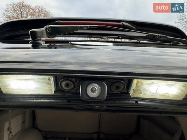 Черный Лексус ЛХ, объемом двигателя 4.7 л и пробегом 300 тыс. км за 14900 $, фото 12 на Automoto.ua