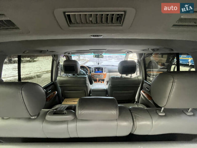 Черный Лексус ЛХ, объемом двигателя 4.6 л и пробегом 300 тыс. км за 13777 $, фото 40 на Automoto.ua