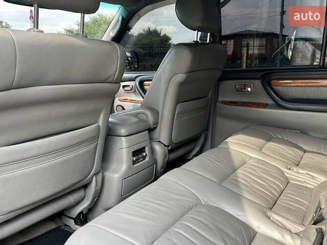 Черный Лексус ЛХ, объемом двигателя 4.7 л и пробегом 259 тыс. км за 17200 $, фото 28 на Automoto.ua