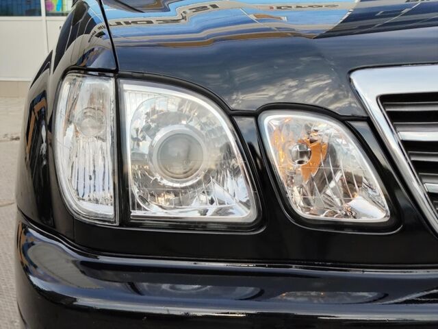 Черный Лексус ЛХ, объемом двигателя 4.7 л и пробегом 313 тыс. км за 13790 $, фото 11 на Automoto.ua