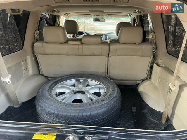 Черный Лексус ЛХ, объемом двигателя 4.7 л и пробегом 270 тыс. км за 14500 $, фото 17 на Automoto.ua
