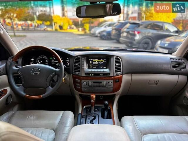 Лексус ЛХ 2005 у Івано-Франківську на Automoto.ua Чорний Лексус ЛХ, об'ємом двигуна 4.7 л та пробігом 296 тис. км за 15850 $, фото 87 на Automoto.ua