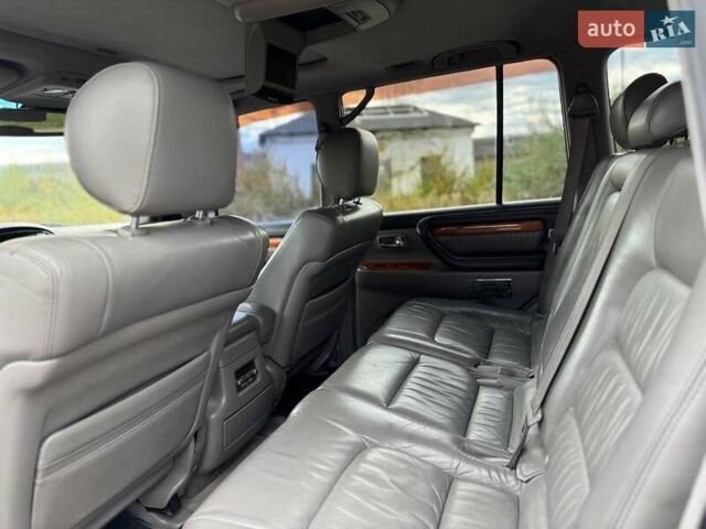 Чорний Лексус ЛХ, об'ємом двигуна 4.66 л та пробігом 291 тис. км за 12500 $, фото 14 на Automoto.ua