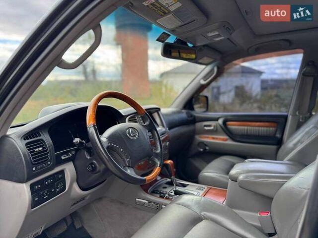 Чорний Лексус ЛХ, об'ємом двигуна 4.66 л та пробігом 291 тис. км за 12500 $, фото 20 на Automoto.ua